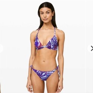 lululemon athletica Deep Sea swim top size 8 A/B cup